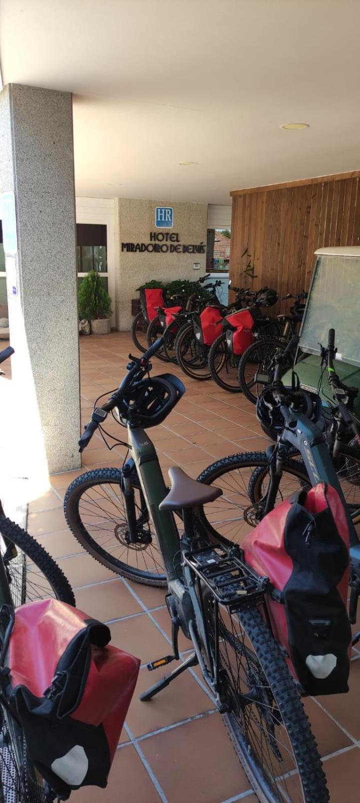 Parking Miradoiro De Belvis Hotel Santiago de Compostela